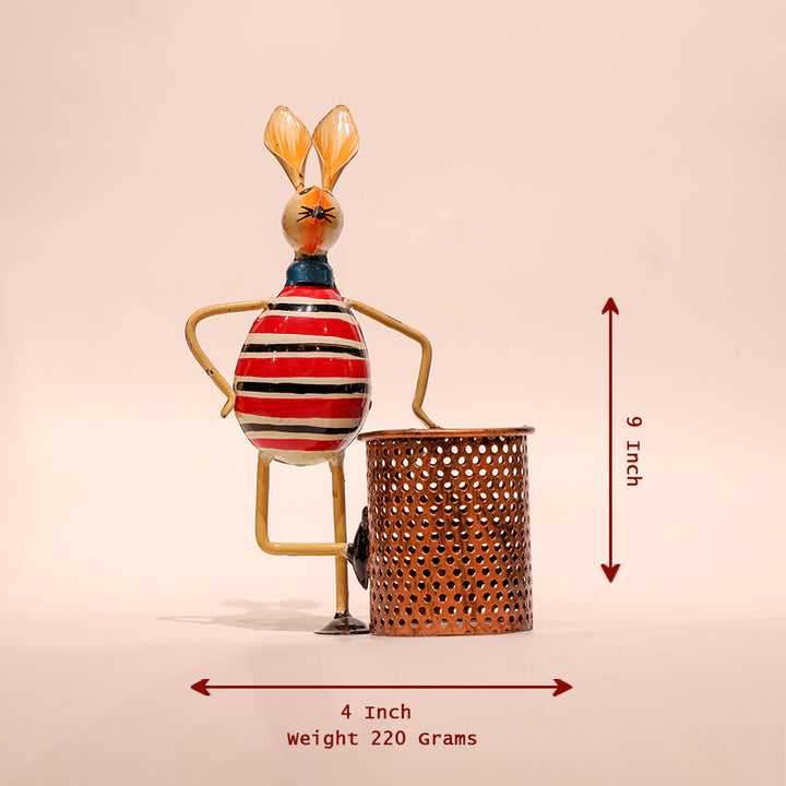 Metal Rabbit Pen Stand – Artistic Desk Organizer