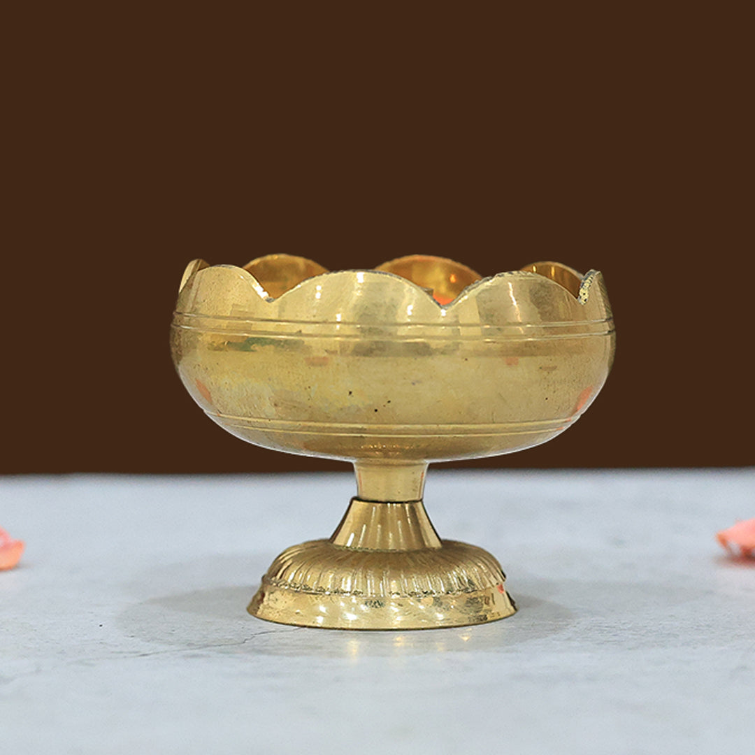 2" Brass Tomato Shape Lamp