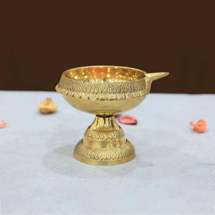 Brass Kuber Deepa with Small Stand