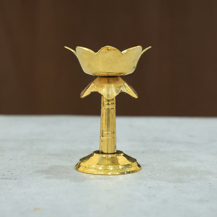 3.5" పొడవైన లోటస్ లాంప్
