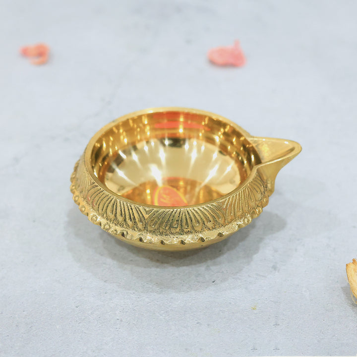 4" Wide Brass Kuber Deepa