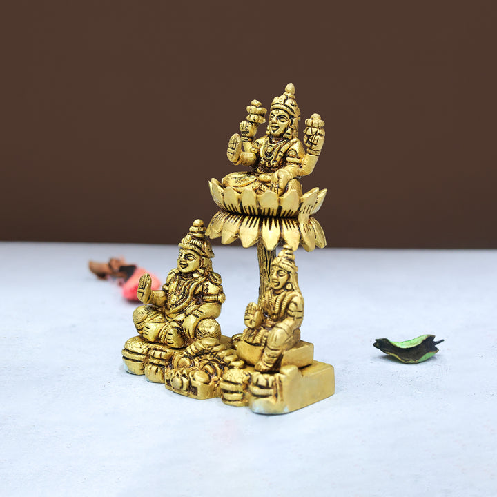 5" Brass Kuber Lakshmi