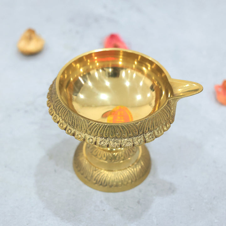 Brass Kuber Deepa with Small Stand