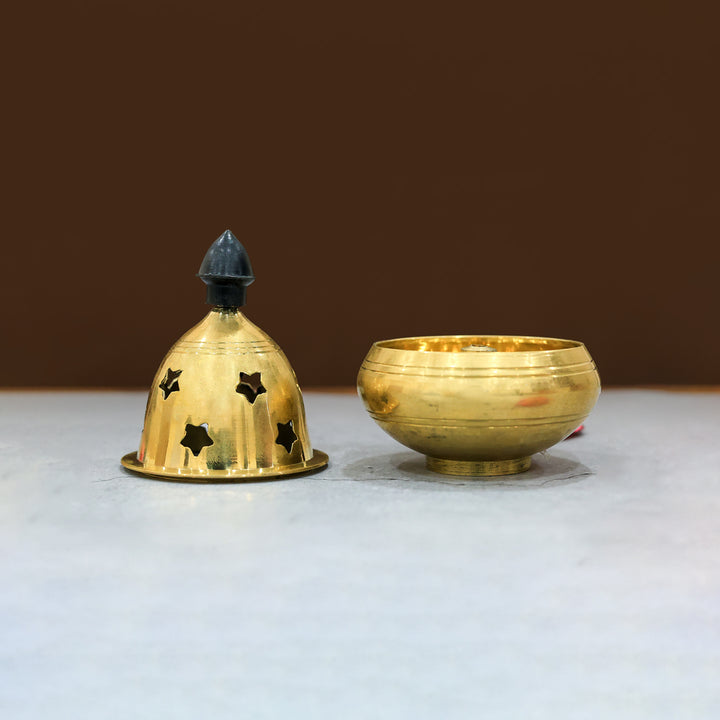 4" Brass Lamp with Nanda Dakkan