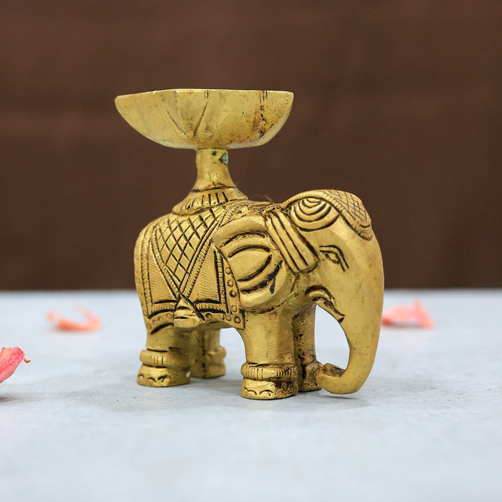 3.25" நேர்த்தியான பித்தளை யானை தீபம்