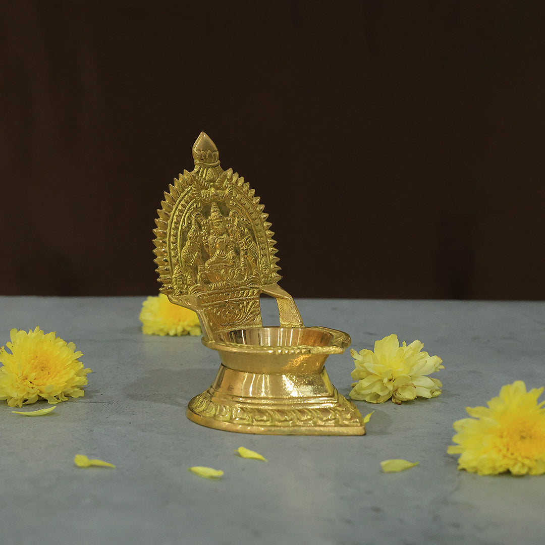 4.5” பித்தளை காமாக்ஷி தீபம்