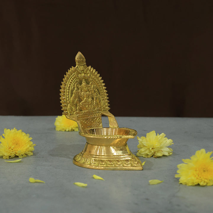 4.5” பித்தளை காமாக்ஷி தீபம்