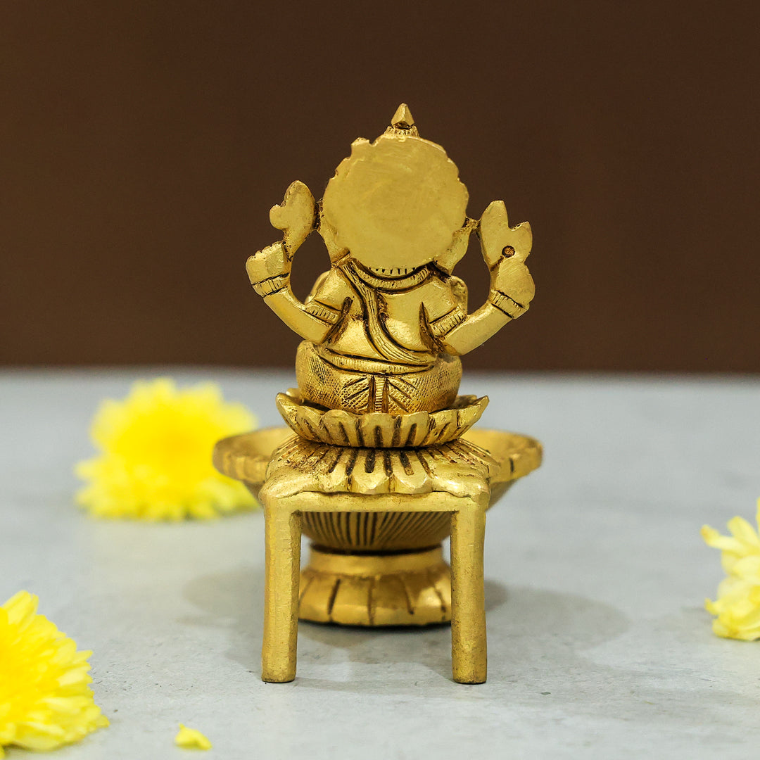 4” Brass Ganesh Idol with Deepam – Blessings of Wisdom and Prosperity