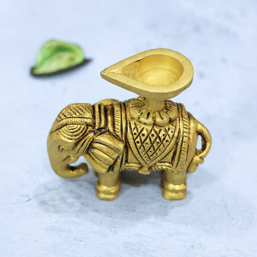 2.75" பித்தளை யானை தீபம்