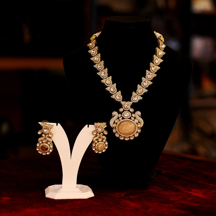 Grand Antique Kundan Necklace with Earrings