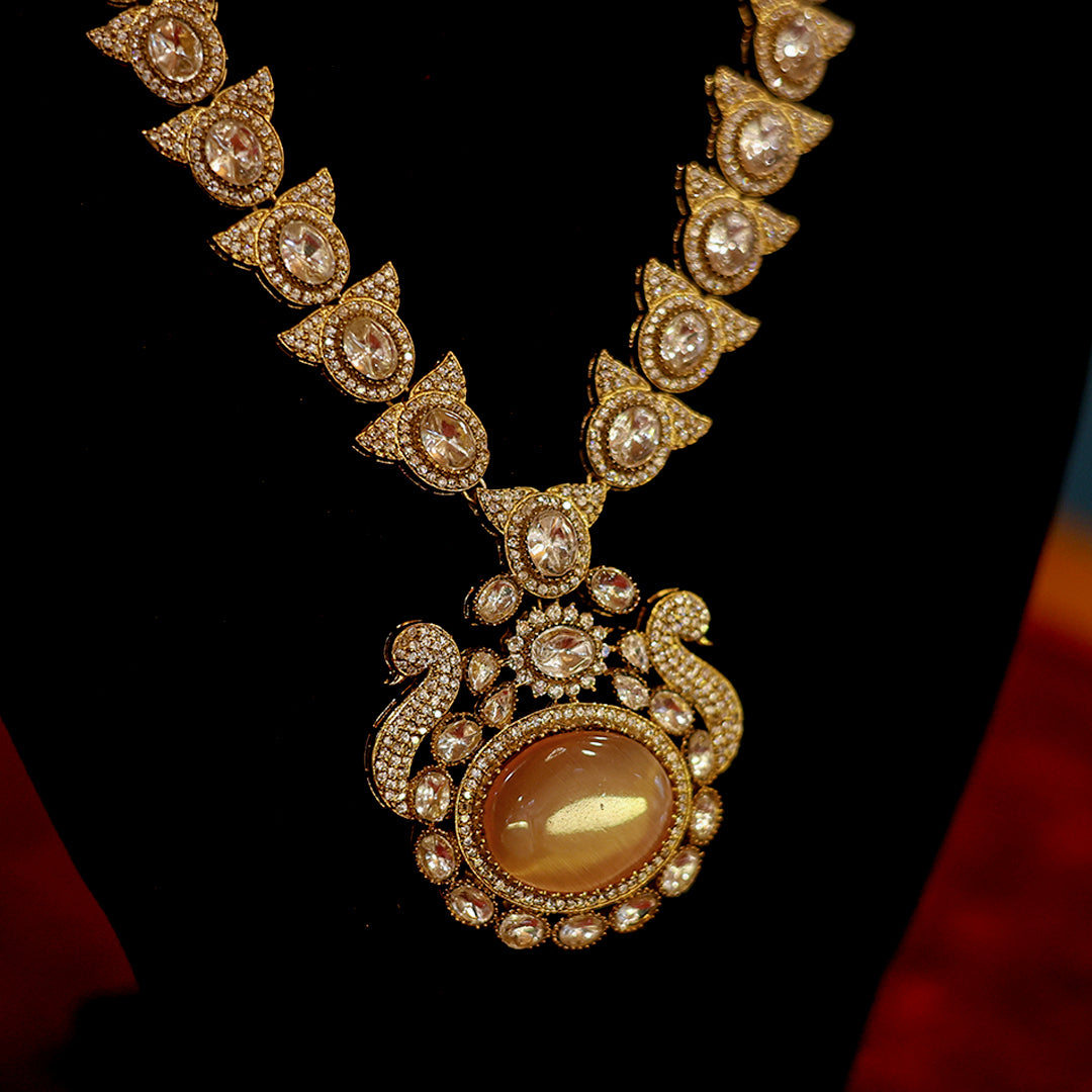 Grand Antique Kundan Necklace with Earrings