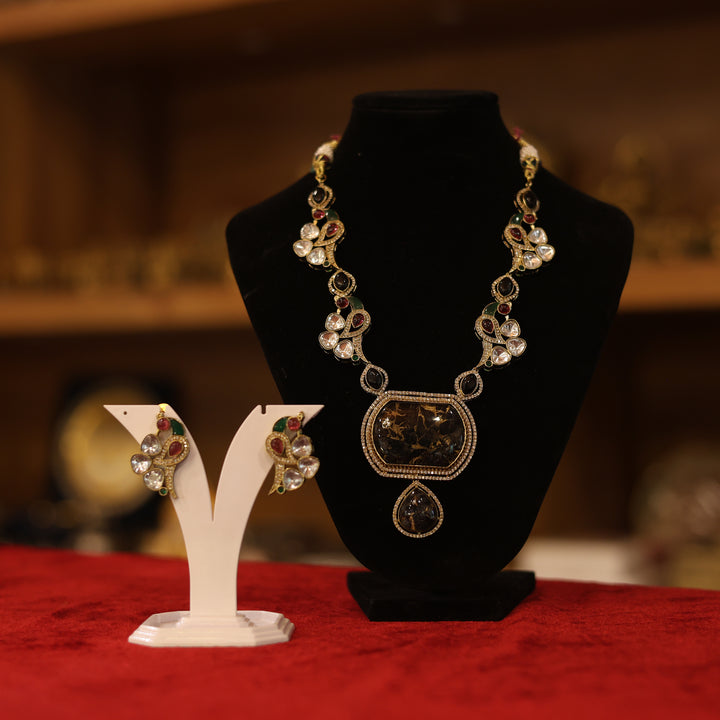 Black Stone Kundan Necklace Set