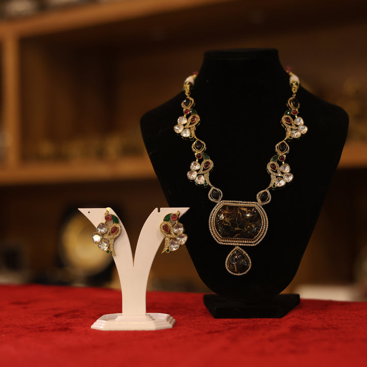 Black Stone Kundan Necklace Set