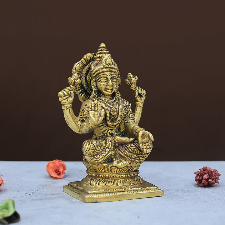 4.5" பித்தளை லட்சுமி சதுர தளம்