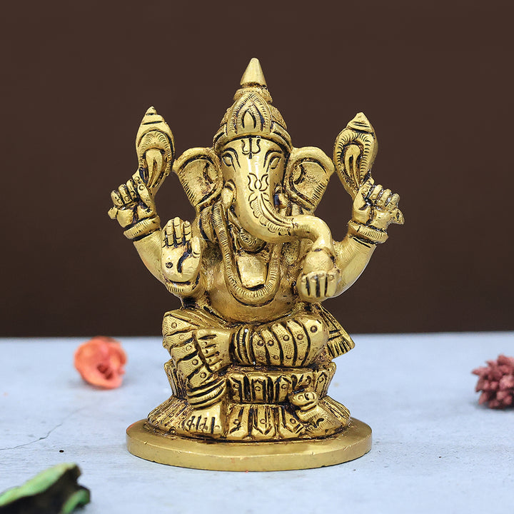 4" Brass Ganeshs with Round Base and Yellow Antique Finish