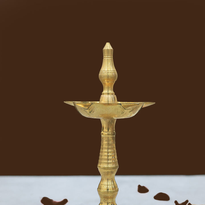 பித்தளை ஆடம்பரமான நிற்கும் விளக்கு - கேரளா தீபா. 8.5", 9" &amp; 9.5"