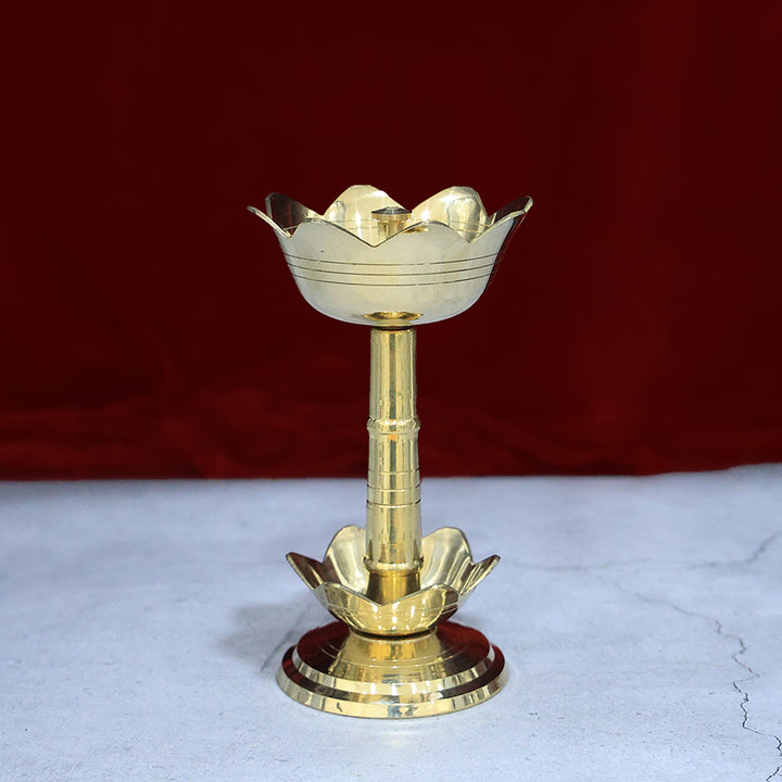 Brass Kamal Stand – A Symbol of Purity and Grace